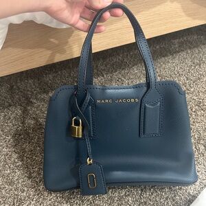 MARC JACOBS The Editor 29 Leather Crossbody Bag